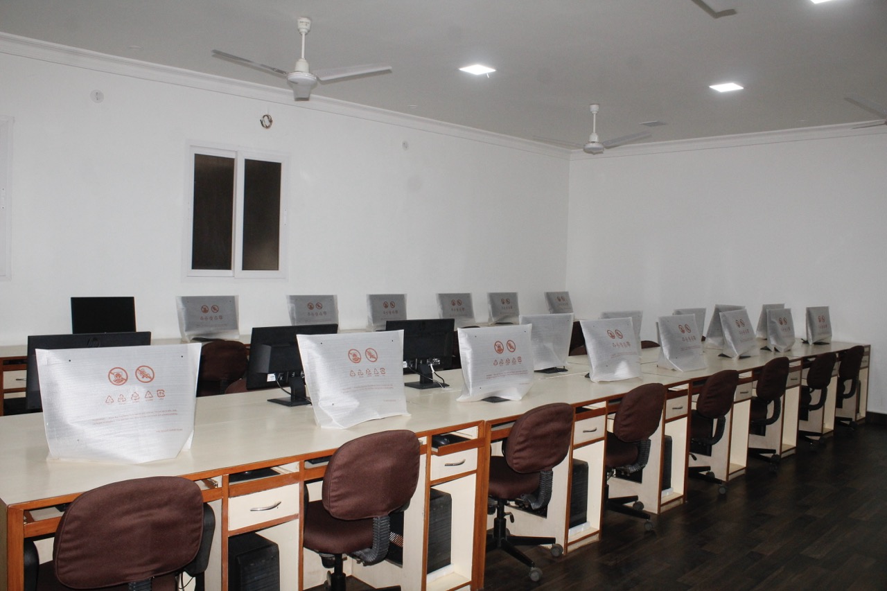 MBA computer laboratory